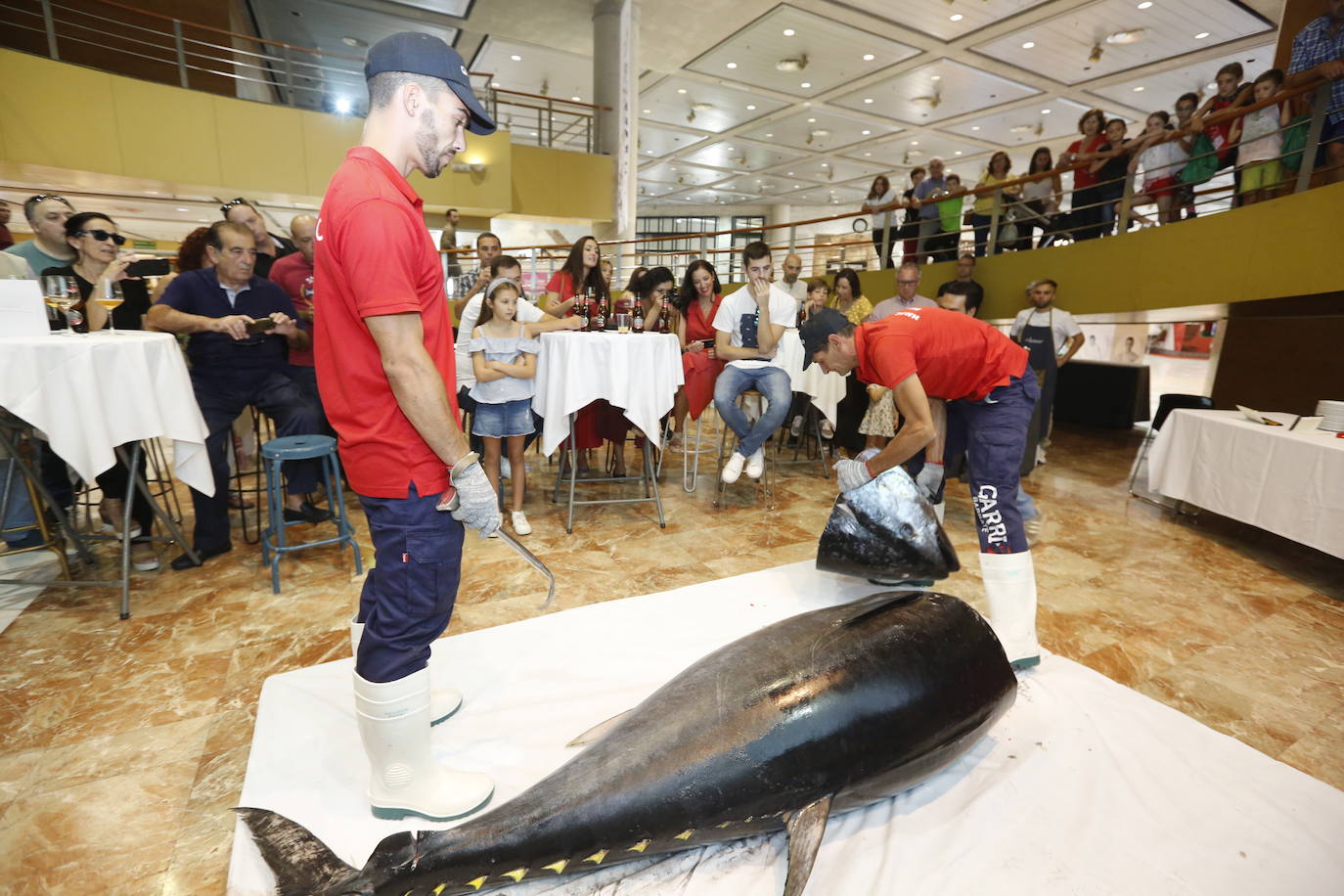 Los asistentes a Granada Gourmet pudieron presenciar un ronqueo en vivo