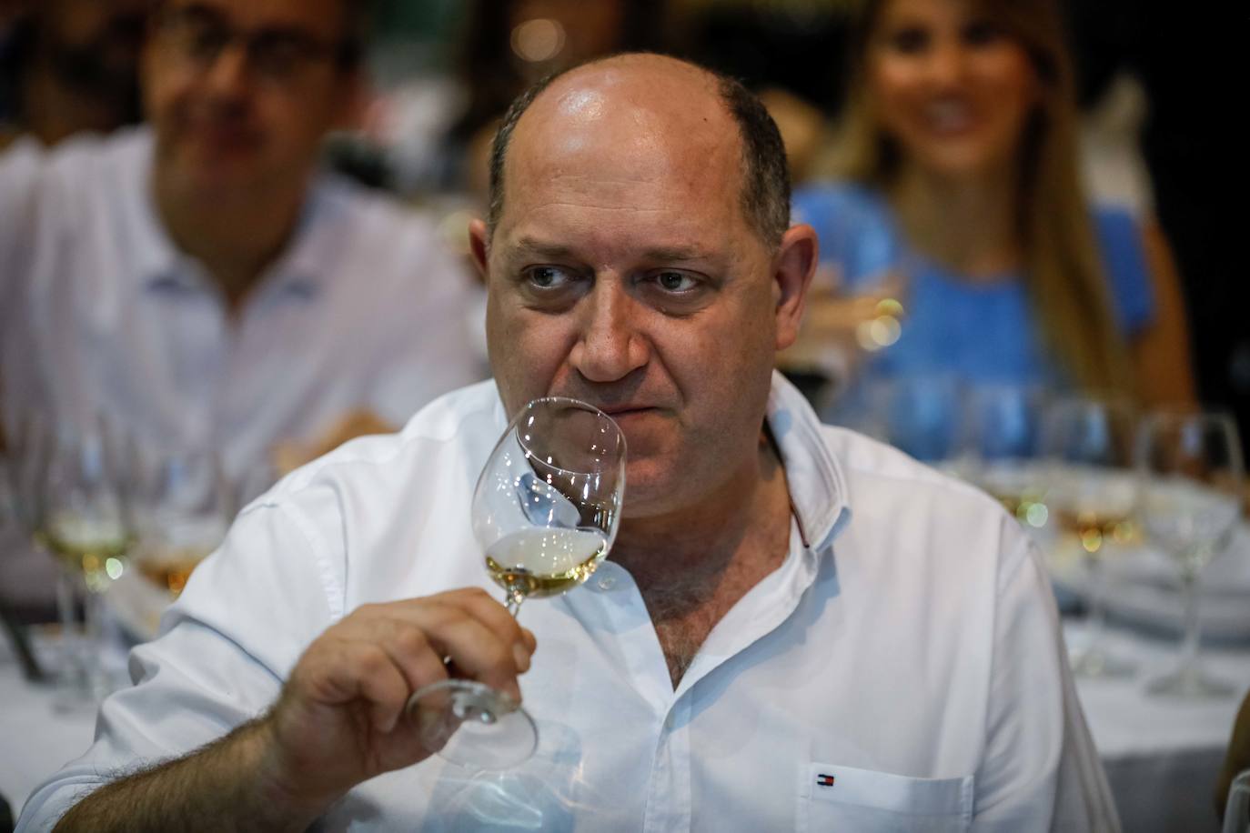 Juan Muñoz, uno de los mejores sumilleres de España, dirigió una cata llena de aromas, colores y sabores