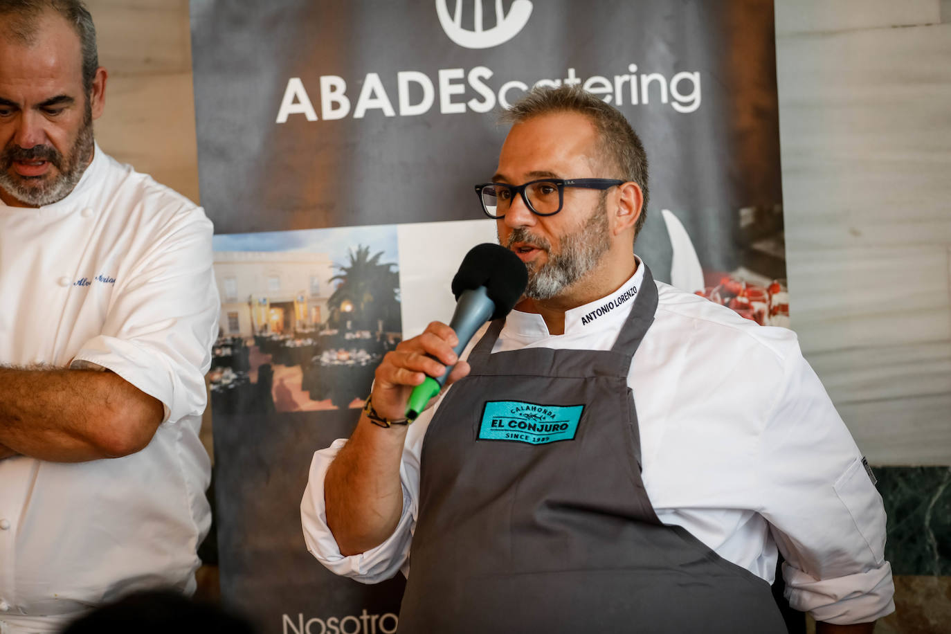 Carme Ruscalleda recibe el premio de Granada Gourmet, un congreso que se ha rendido a su cercanía y sencillez