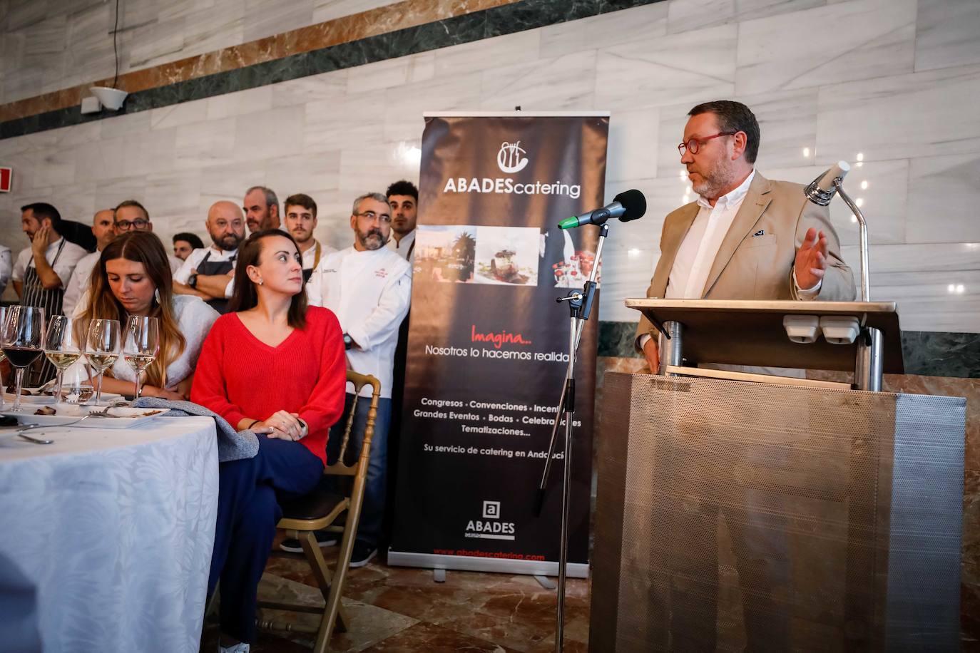 Carme Ruscalleda recibe el premio de Granada Gourmet, un congreso que se ha rendido a su cercanía y sencillez