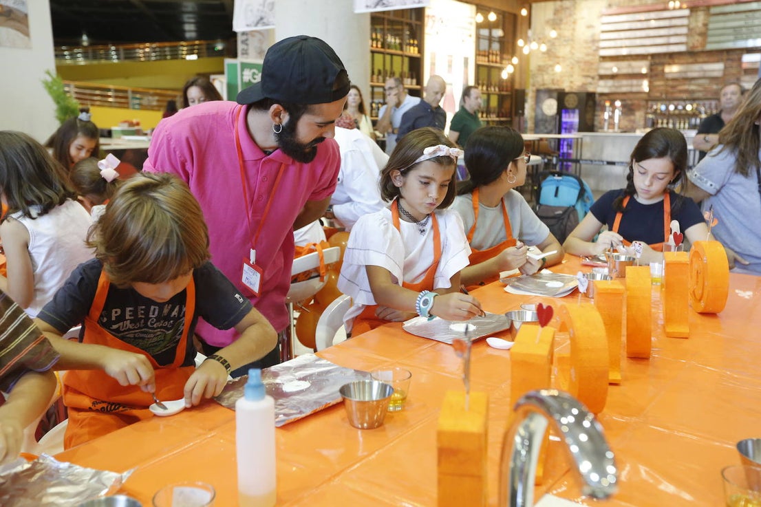 Impulsado por Inagra, y su popular personaje de 'Aceitina', esta cita con los niños se ha convertido en uno de los momentos más entrañables de cada edición de Granada Gourmet