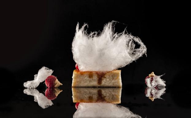 La torrija que propone Marcos Pedraza, con su aderezo de arroz con leche.