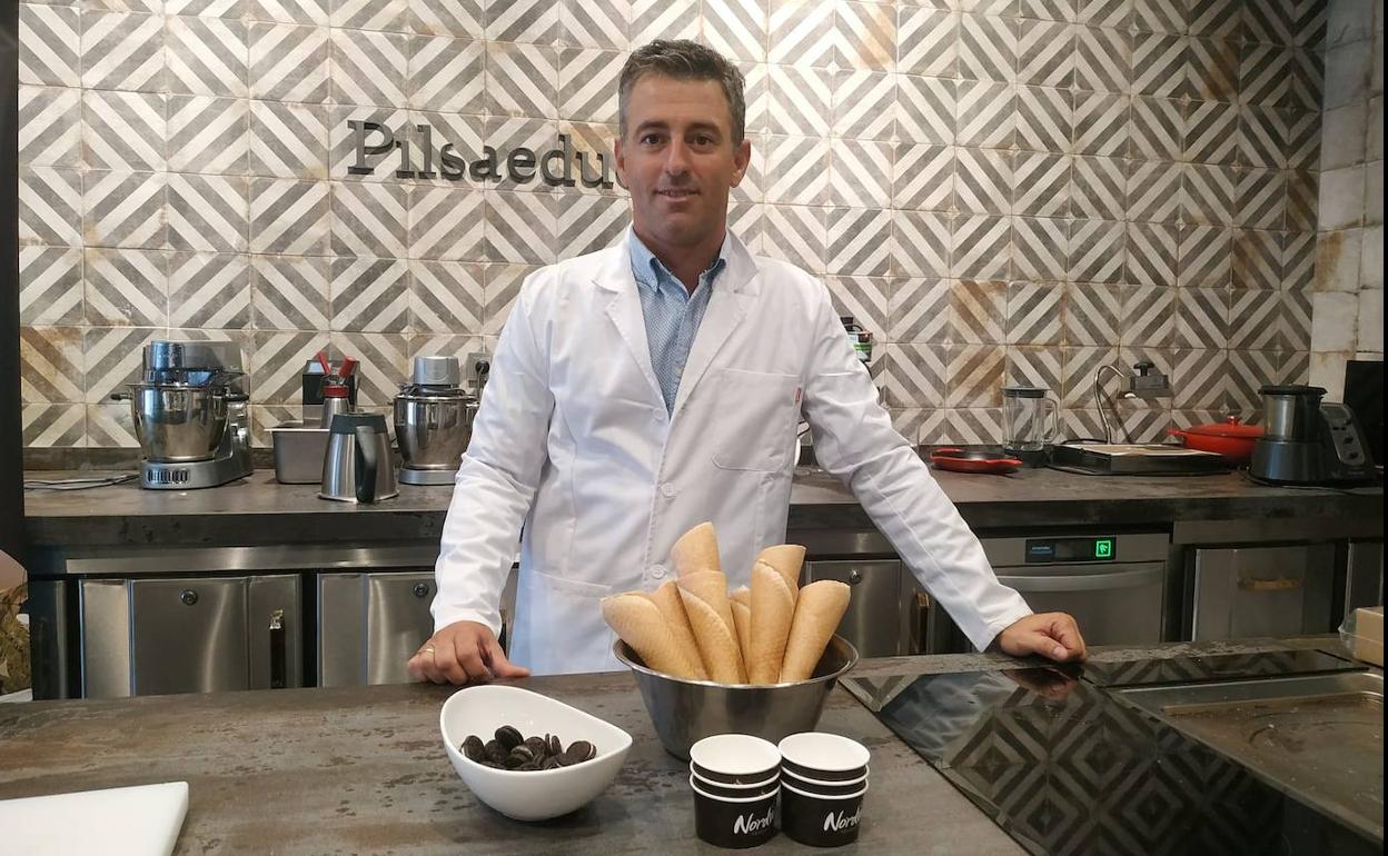 Cómo hacer paletas de helado de frutas tropicales