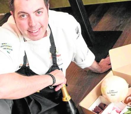 Javier Feixas y Faralá impulsan la alta gastronomía a domicilio. 