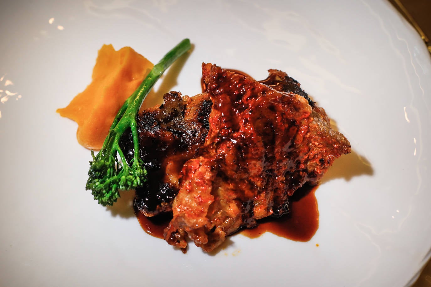 Taco de presa ibérica marinada en miso rojo. 