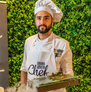 Juan Luis Carrión, con su plato finalista.
