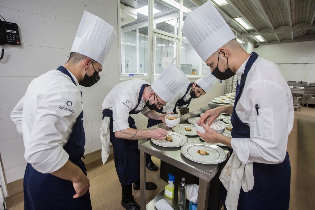 El restaurante alicantino Orobianco ha protagonizado el arranque de la presente edición de Granada Gourmet.
