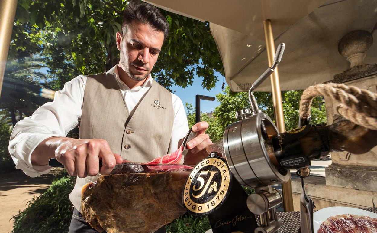 Cinco propuestas para disfrutar un fin de semana gastronómico en Granada