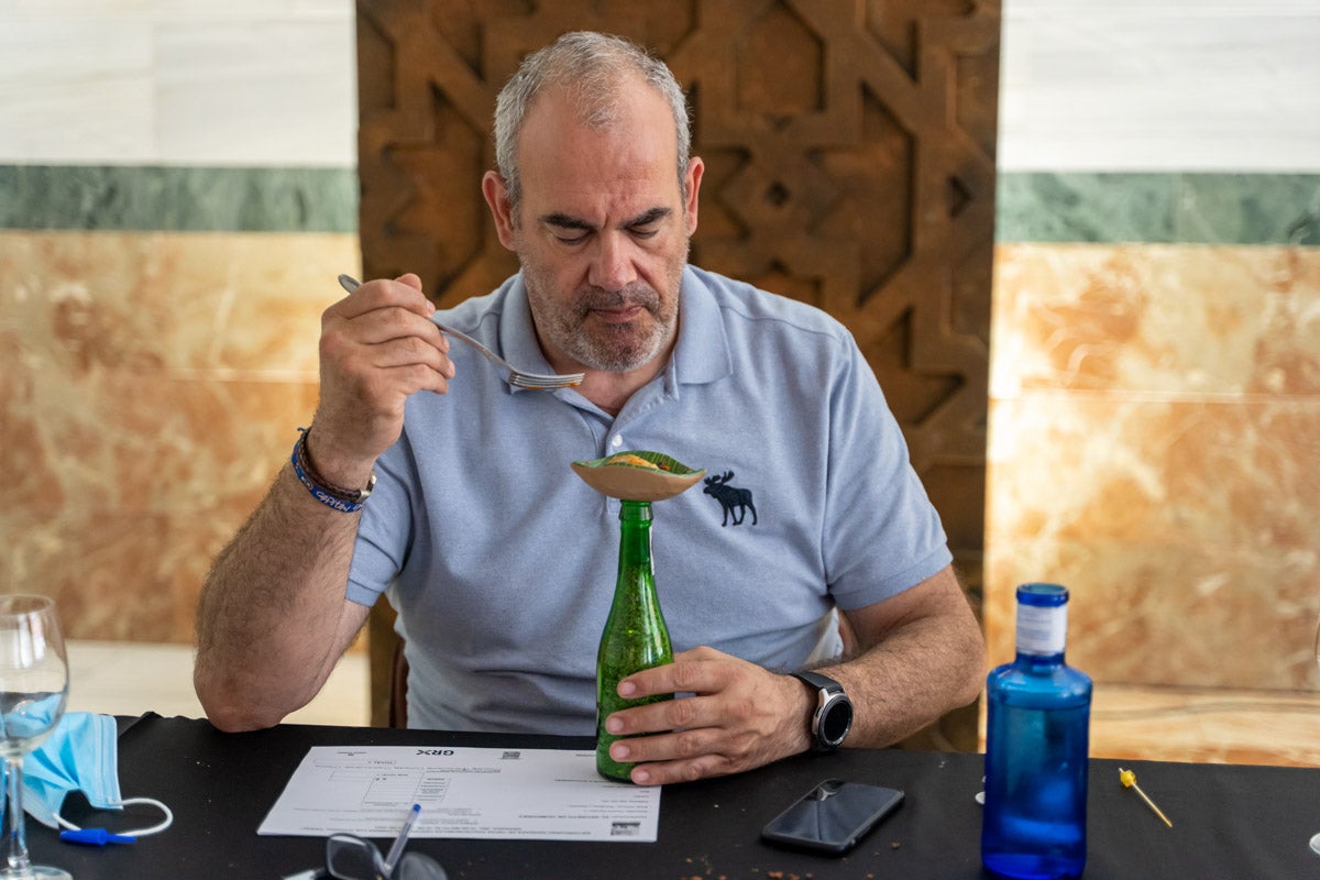 En el evento, Gregorio García, presidente de la Federación de Hostelería, anunció un foro de debate y reflexión sobre la gastronomía granadina
