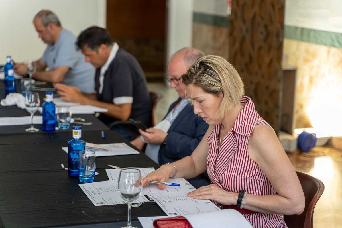 En el evento, Gregorio García, presidente de la Federación de Hostelería, anunció un foro de debate y reflexión sobre la gastronomía granadina