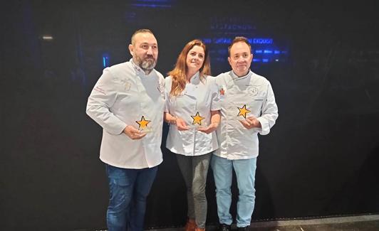 Federico Jiménez, Susana López y Gerardo Martín con sus Estrellas. 