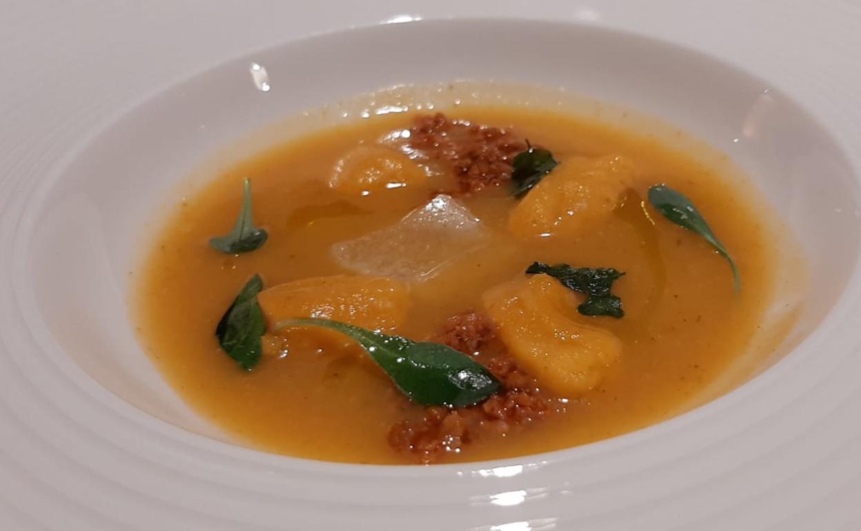 Calabaza, chorizo y albahaca, de 'Damasqueros'