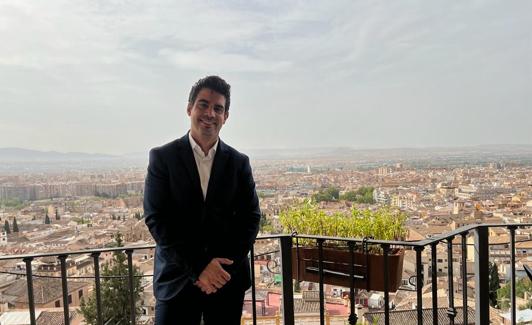 Alejandro Fernández, jefe de sala del Carmen de San Miguel.