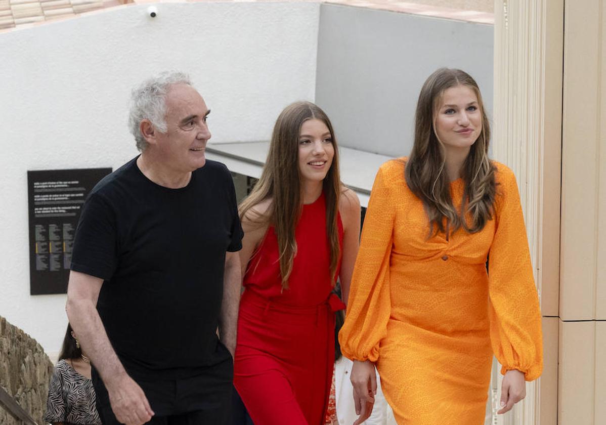 La infanta y la princesa, durante su visita a la Fundación El Bulli.