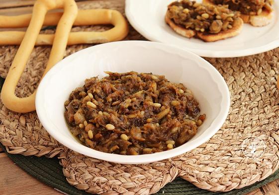 Receta de morcilla de verano con berenjenas y cebolla