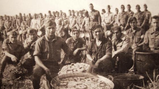 Hacer paella con amigos... y con enemigos