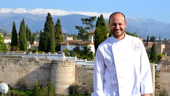 El chef de Granada que disfruta enseñando a cocinar