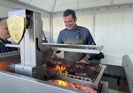 El cocinero de Asador de la Reina ha participado en la final del Campeonato Nacional de Parrilla.