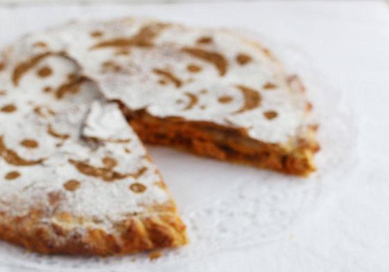 Cómo preparar la deliciosa pastela moruna de Granada con pollo y canela
