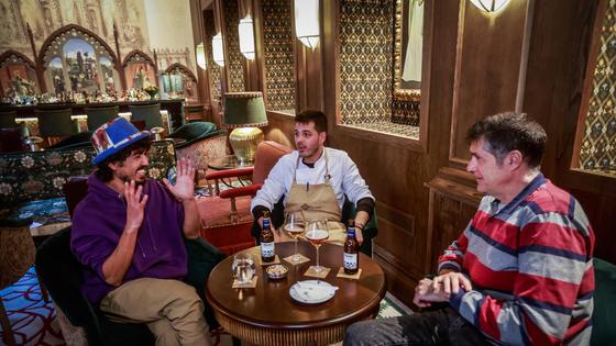 «Estamos creando una escuela de cocina en el Sahara»