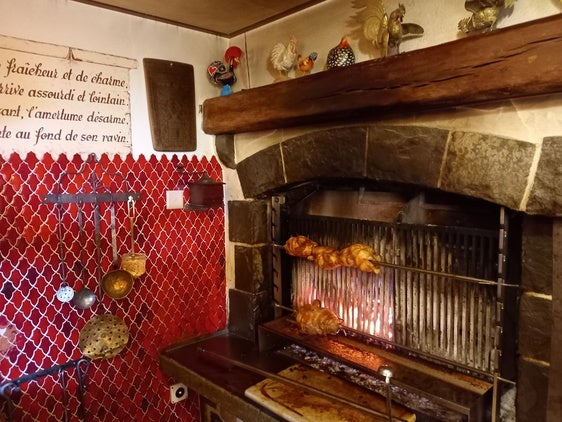 Apogeo estival de la 'roseterie', los asadores de carne