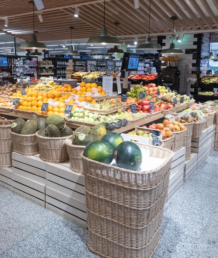 Imagen secundaria 2 - El nuevo espacio gourmet de Granada lleno de «productos prémium»