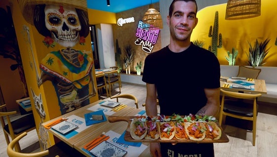 El restaurante y la pastelería mexicanos de Granada que celebran un Día de Muertos lleno de sabores