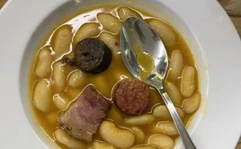 La clásica y glamurosa fabada asturiano, un plato con fundamento.