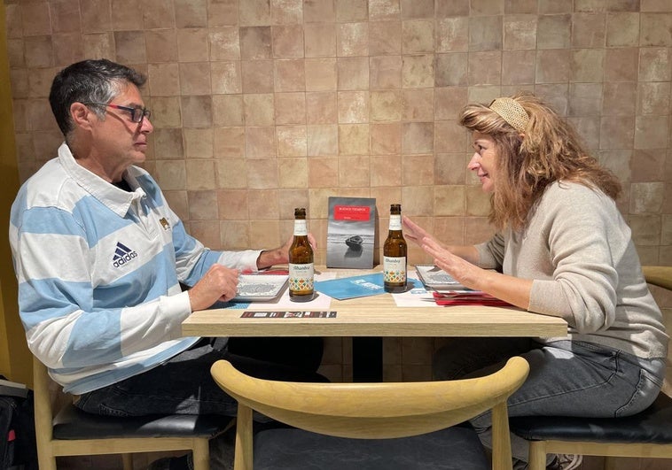 Victoria González Torralba habla enEl Nopal de literatura de aventuras, bares y chiringuitos.