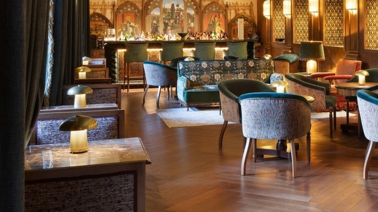 ¿Qué te ofrece el Restaurante El Claustro del Hotel Palacio de Santa Paula esta Navidad?