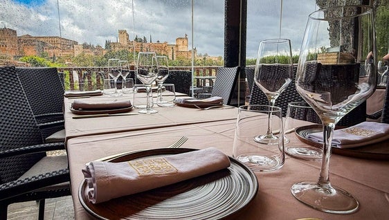 Comer en Granada para descubrir la historia de los moriscos