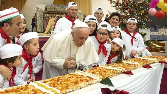Dentro del Vaticano 'É possibile fare colazione, pranzo e merenda'