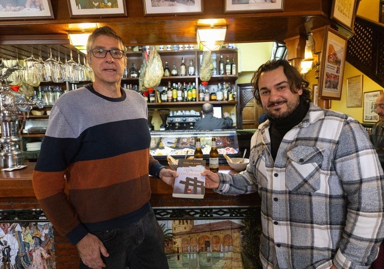 Carlos Caro nos habla de la barra de Chikito de 'Monstruos de Covadonga', su primera novela.