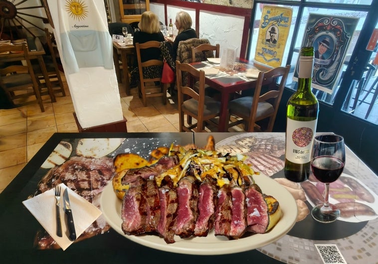 Imagen principal - El sabor que no cambia: la parrilla argentina que resiste en Granada