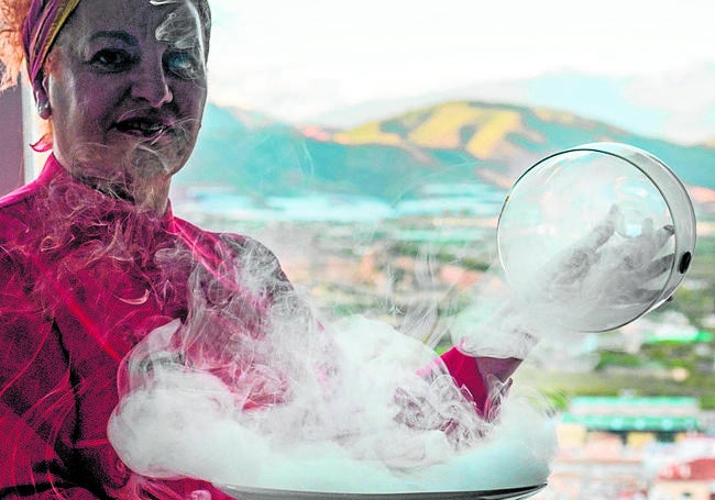 La ex alcaldesa se perfeccionó en alta cocina y gestión de restauración