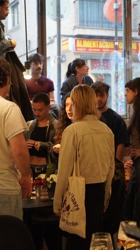 Imagen secundaria 2 - VESO, el bar de siempre se reinventa como epicentro cultural y gastronómico del Realejo