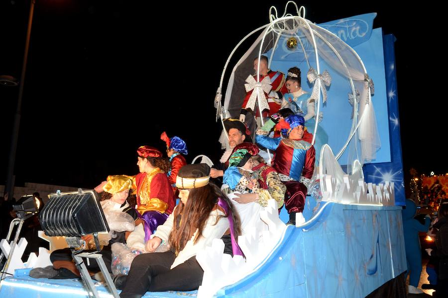 Fotos: Así ha sido la cabalgata de los Reyes Magos en Guadix