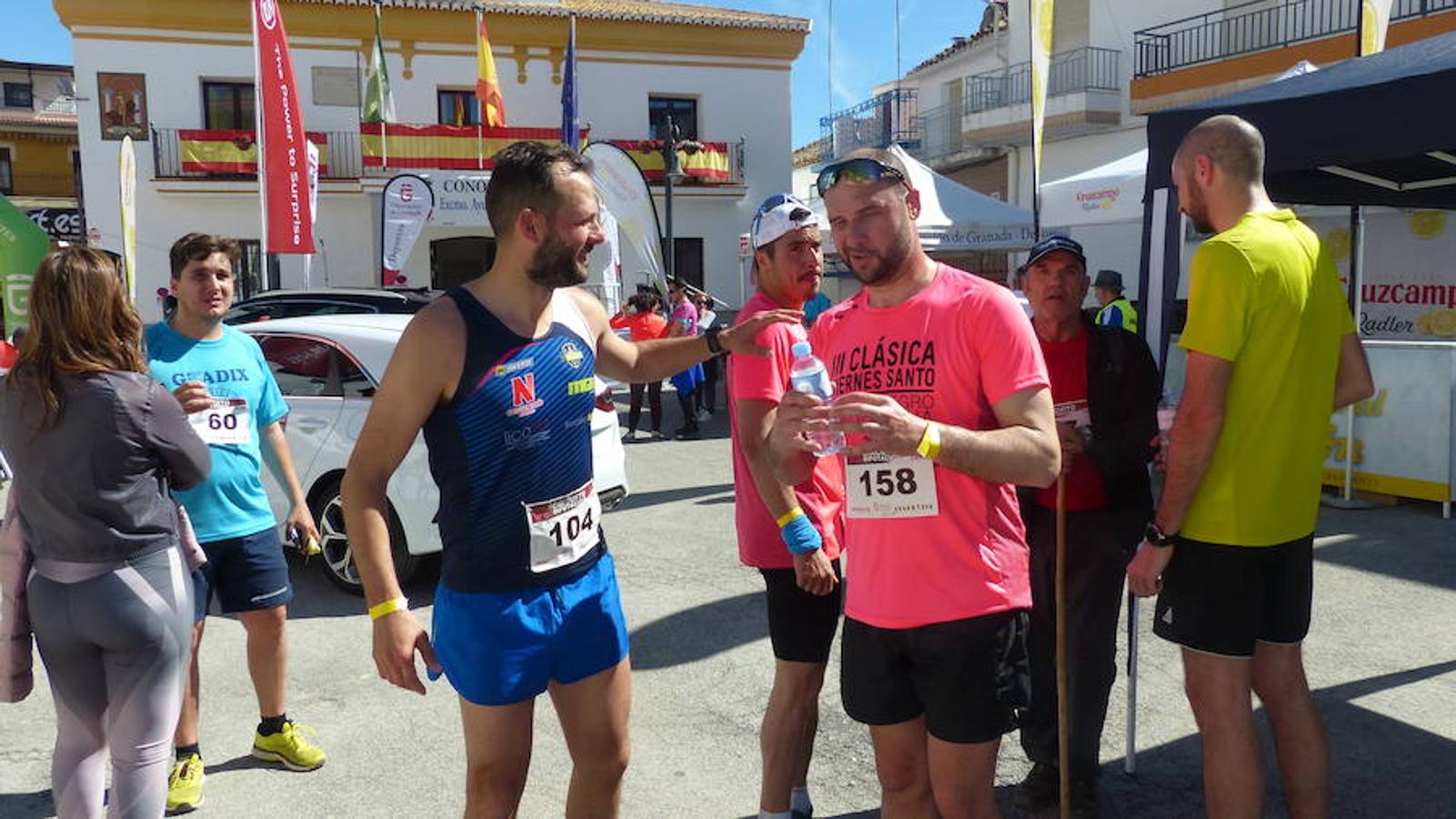 El accitano José Puertas (Bewor ADA Guadix) logró alzarse con el triunfo en la prueba reina, el trail sobre una distancia de 25 kilómetros. Le acompañaron en el podio de la prueba Alberto Martínez Buges y José Antonio Ruiz González (CD Bicha). Graci Iañez (Triatarfe SEAT Vigilsa) fue la ganadora femenina. Le acompañaron en el podio Patricia Vidal (Comunidad Vidasana) y Noemí Anguita (Sobre 2 Ruedas Bike).