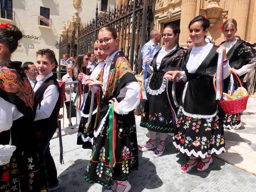 Guadix celebra la festividad de su patrón con la procesión de la imagen y reliquia del varón apostólico y primer obispo de la diócesis accitana. 