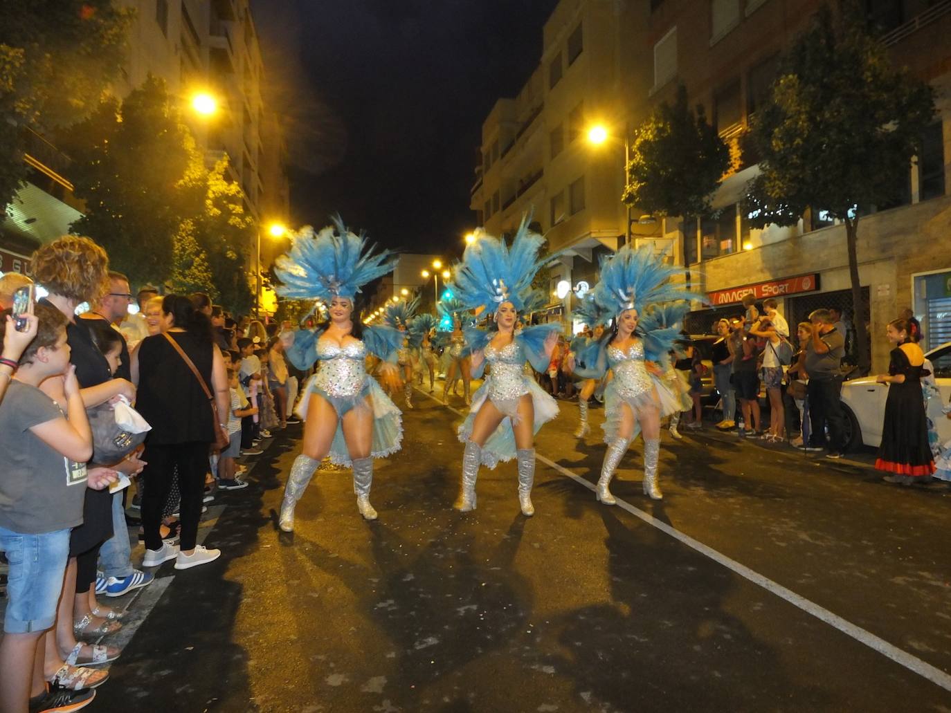 Cascamorras participó en el desfile. 