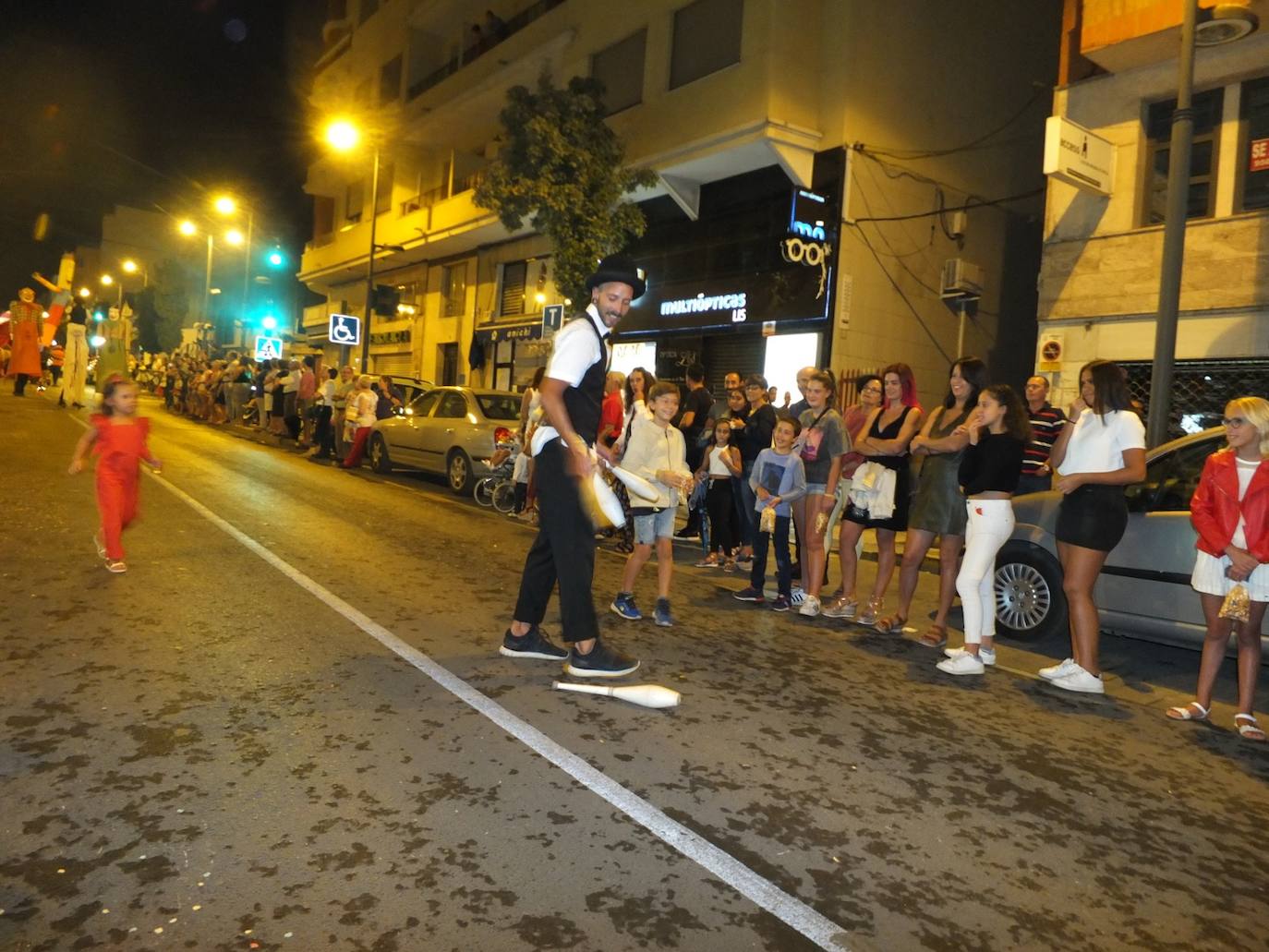 Cascamorras participó en el desfile. 