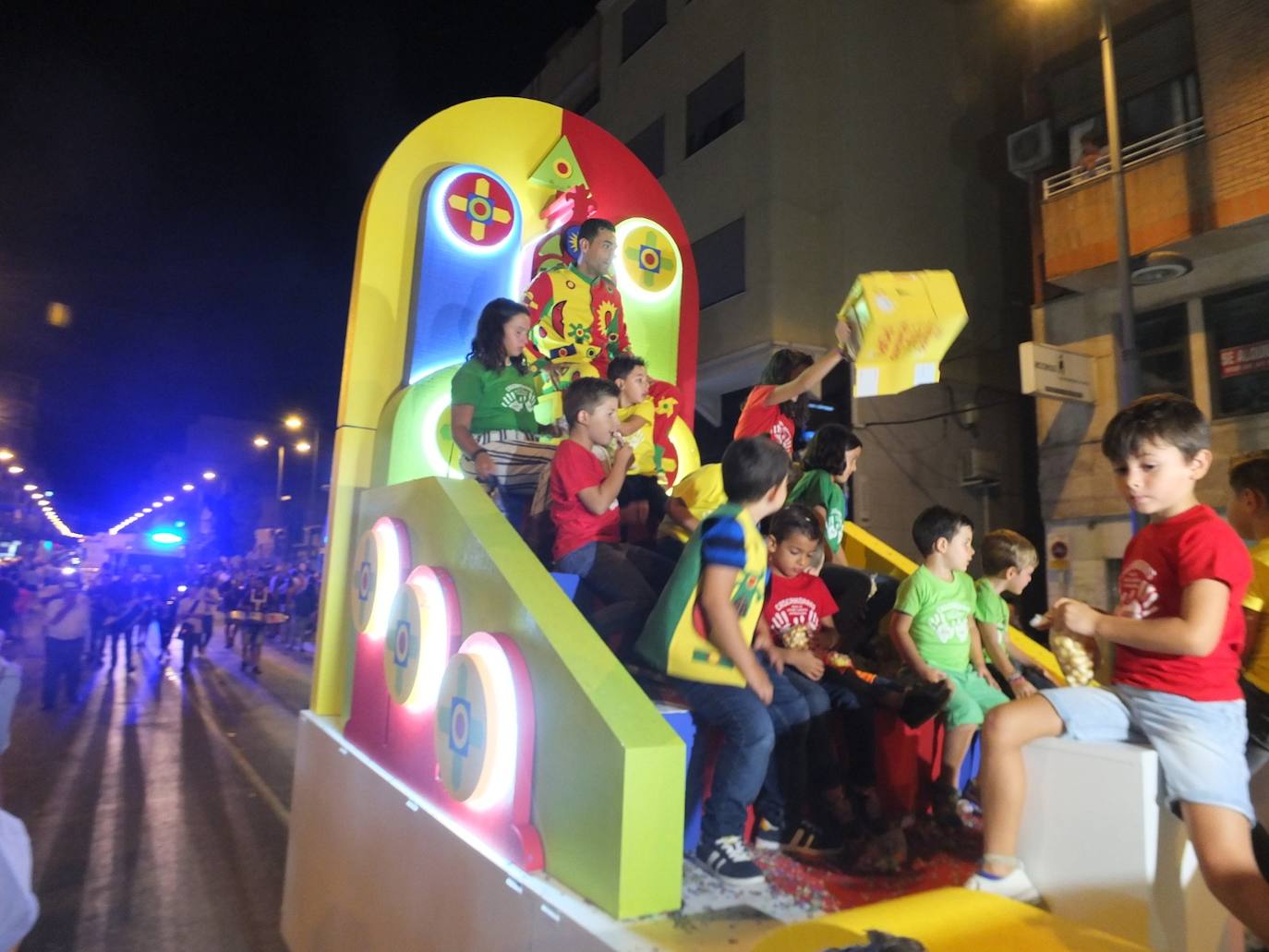 Cascamorras participó en el desfile. 
