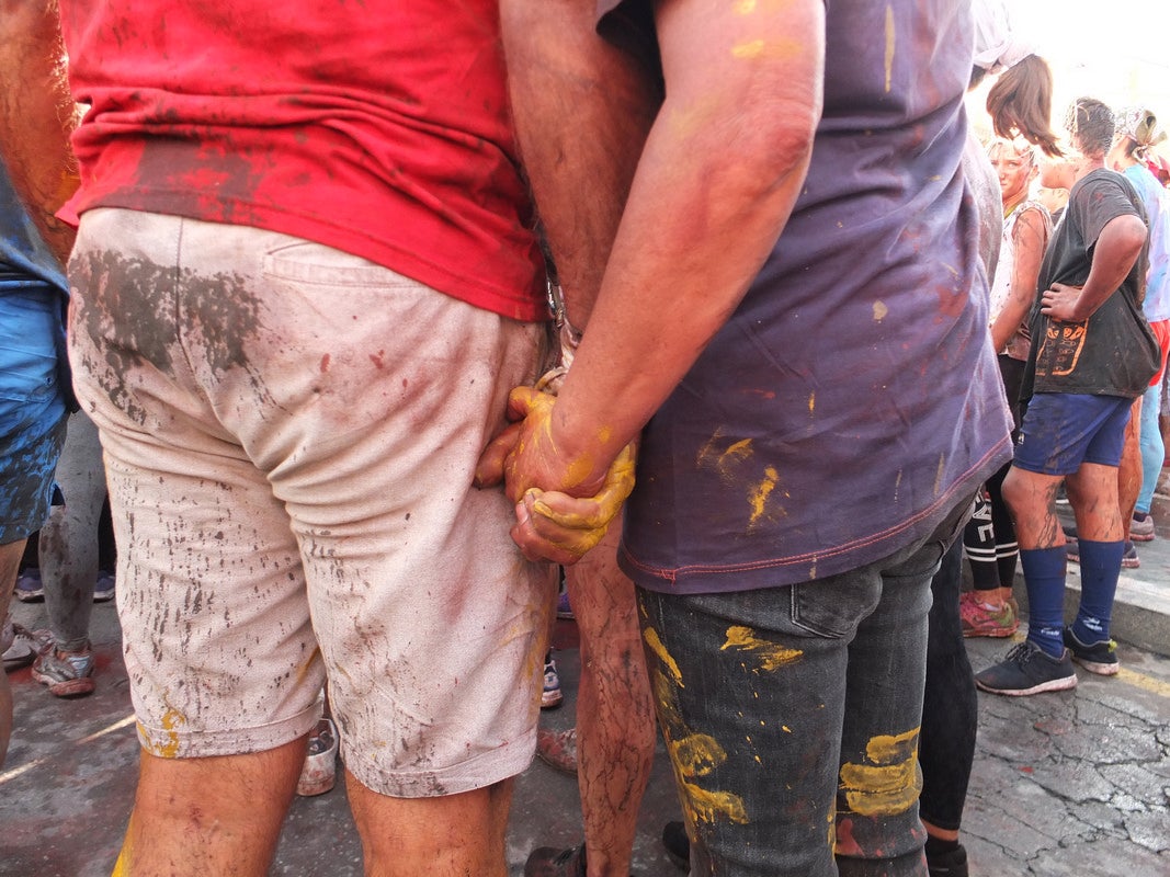 Fotos: Guadix brinda un multitudinario y festivo reproche al Cascamorras Antonio Vera
