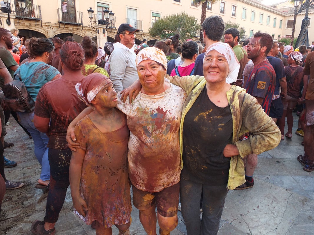 Fotos: Guadix brinda un multitudinario y festivo reproche al Cascamorras Antonio Vera