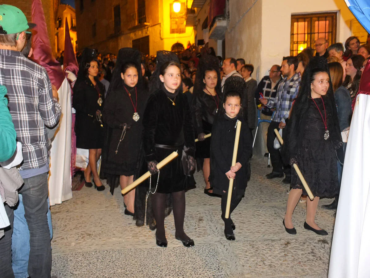 Cientos de personas en las calles de Guadix para vivir el Martes Santo de años anteriores