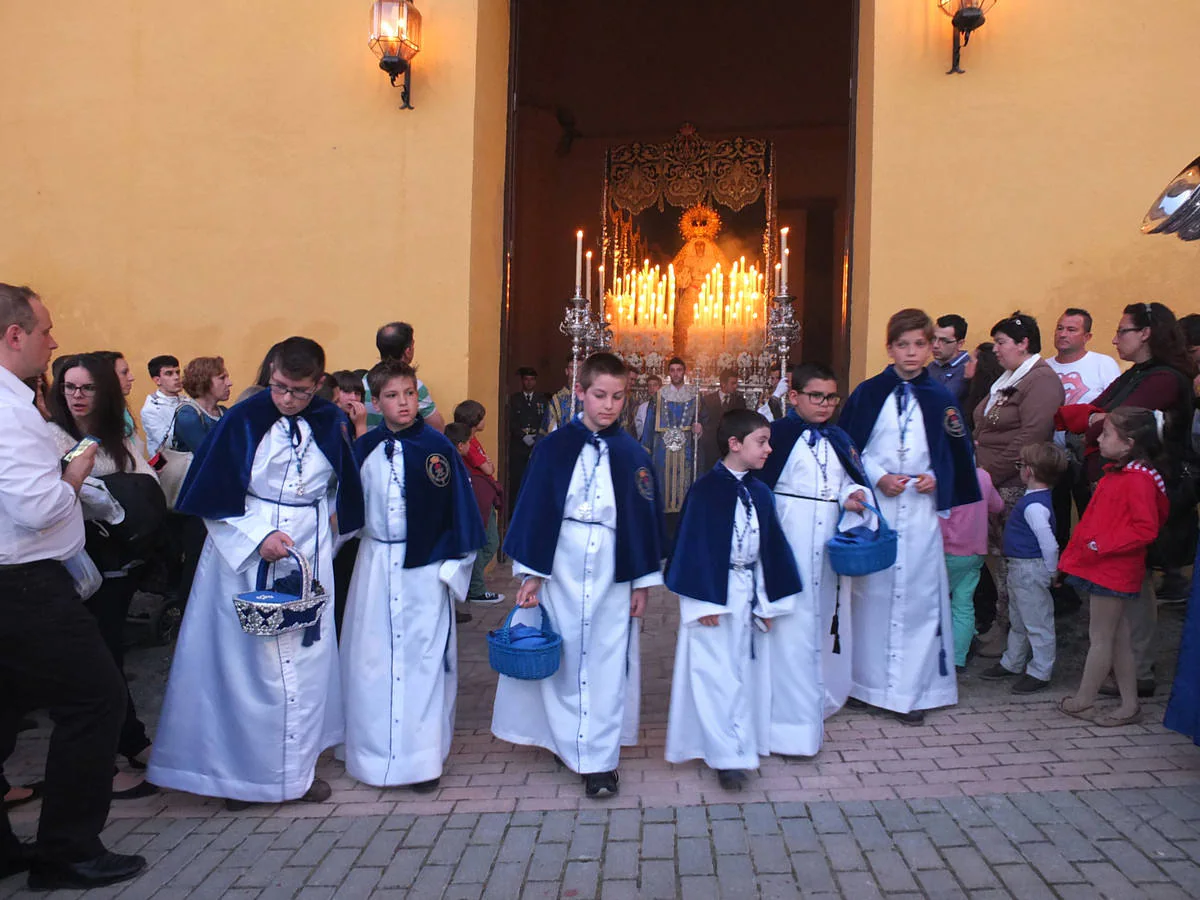 Devoción en las calles de Guadix durante el Jueves Santo