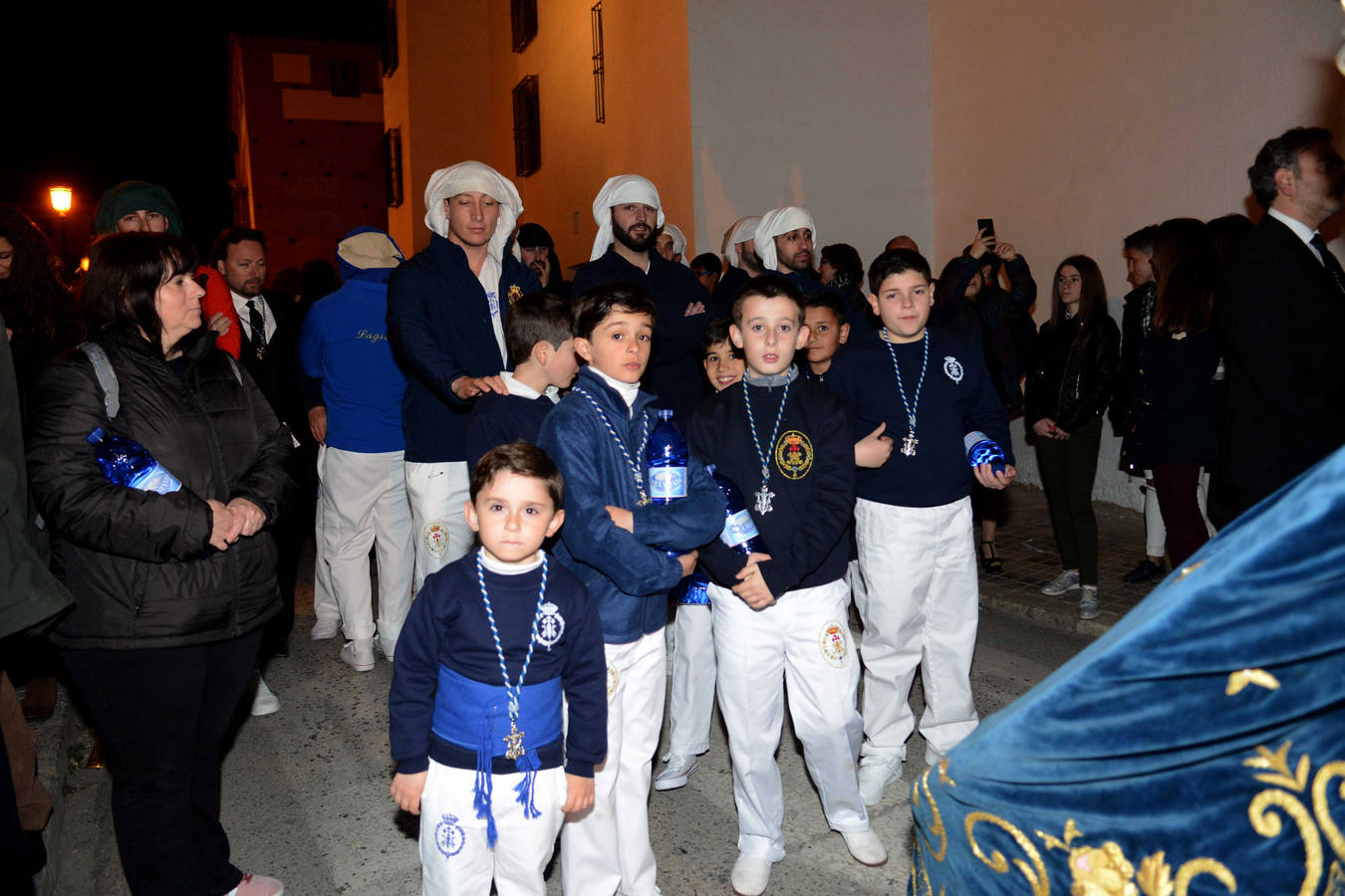 Devoción en las calles de Guadix durante el Jueves Santo