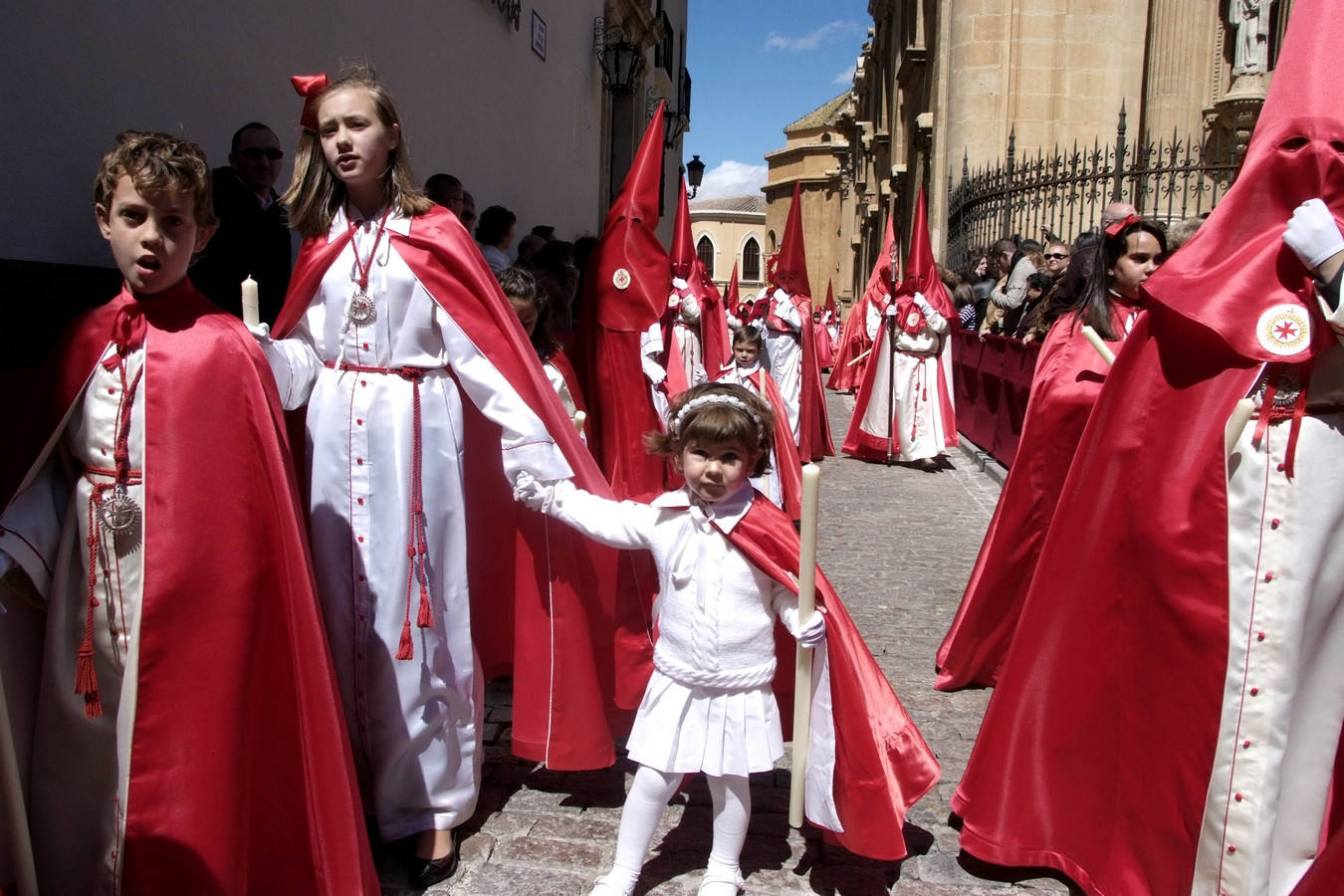 Este año se podrá ver a las hermandades procesionar por las calles por el coronavirus 