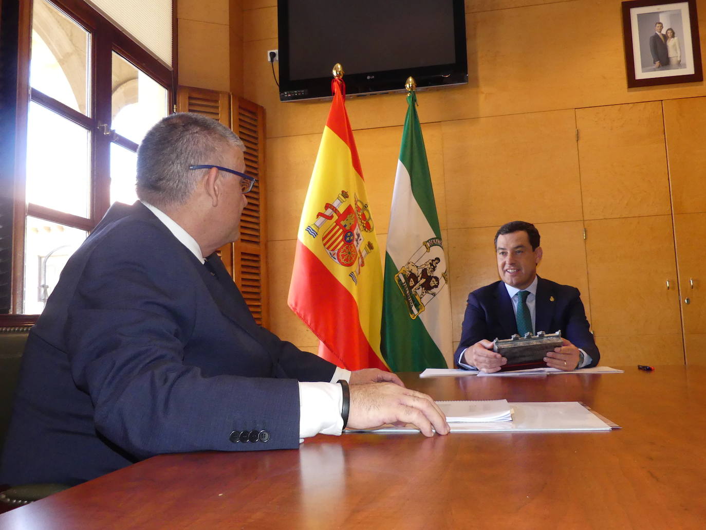 El presidente andaluz ha tendido visita este jueves a la localidad accitana