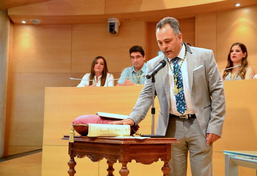 Conformación de la nueva corporación municipal e inicio del tercer mandato consecutivo de Mariano Molina.
